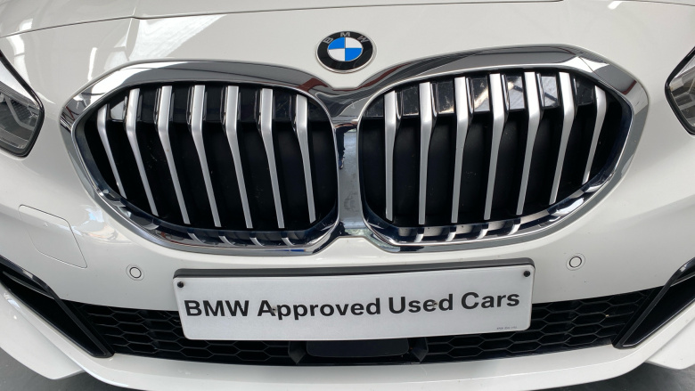 BMW 1 Series 118i [136] M Sport 5dr [Live Cockpit Professional] Petrol Hatchback